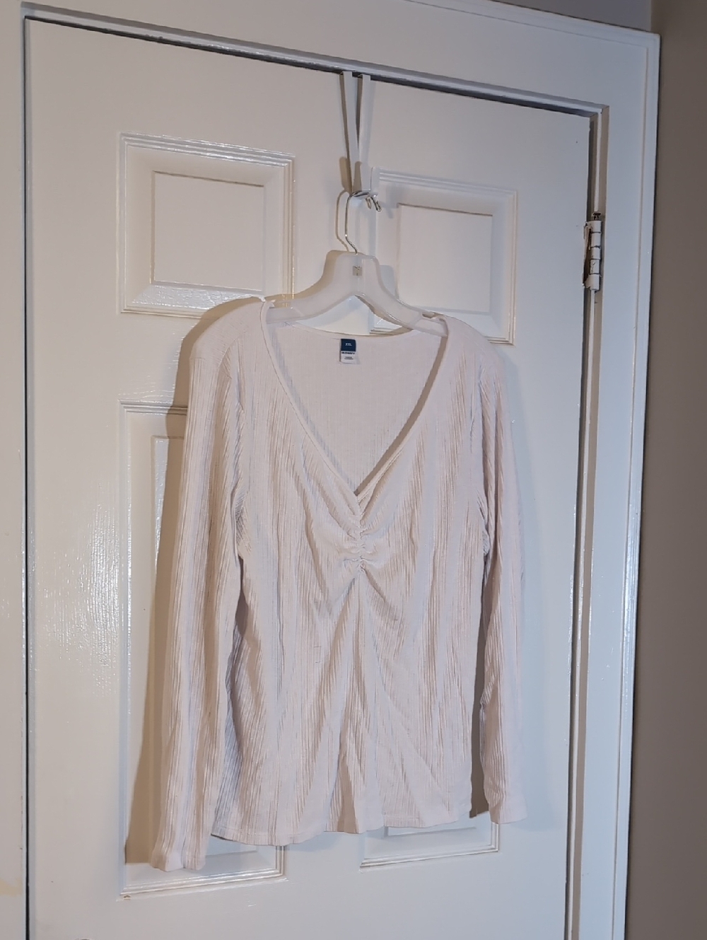 Old Navy Cream Ribbed V-Neck Long Sleeve Top with Front Ruche